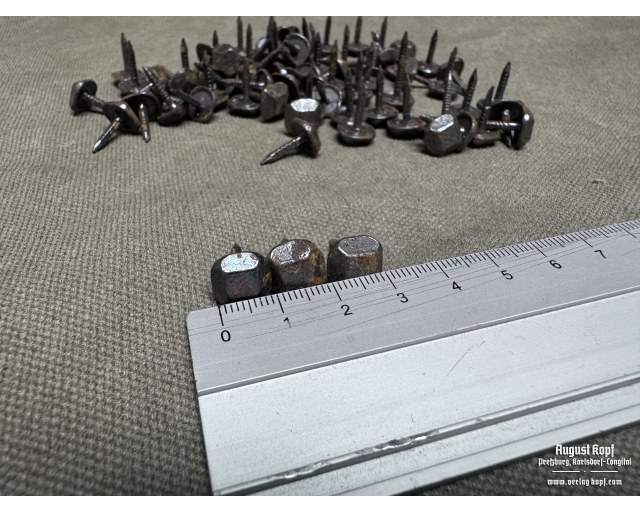 Military Hobnails - 5side