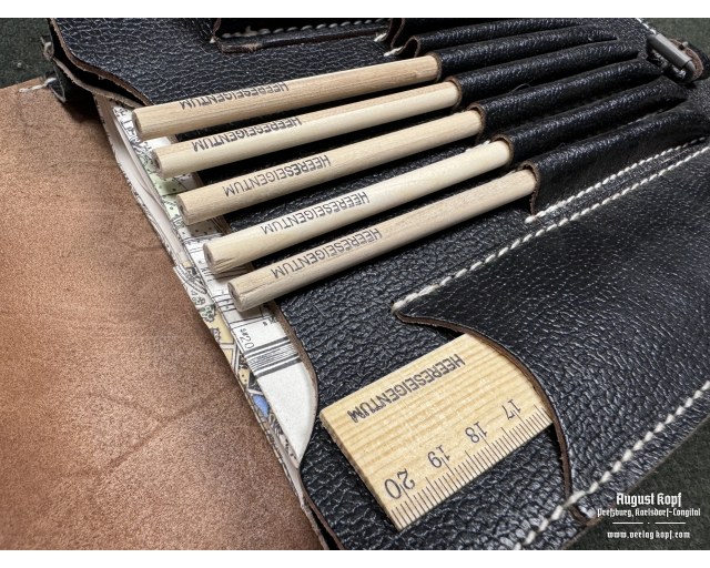 Mapcase pencil set WH property