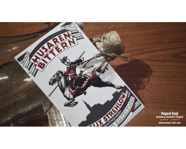 Husaren Bittern liquor alcohol label 2x