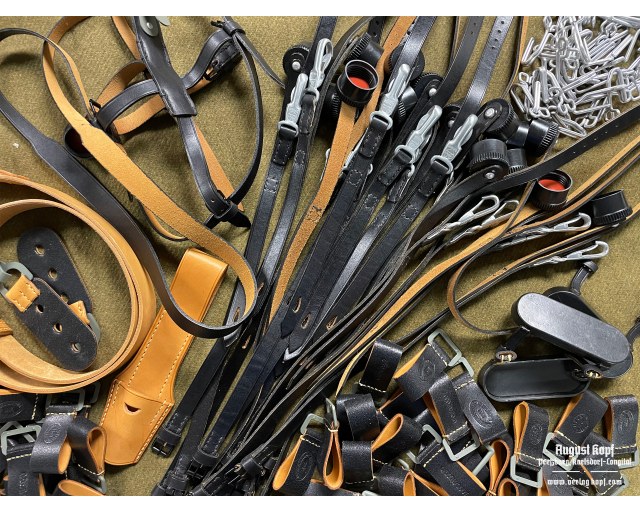 Premium field bottle strap with lid