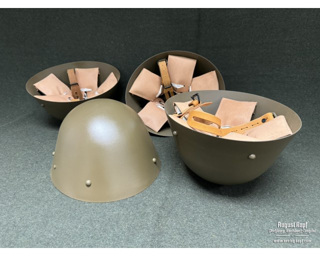 Czechoslovak vz.32 steel helmet