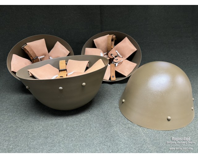 Czechoslovak vz.32 steel helmet