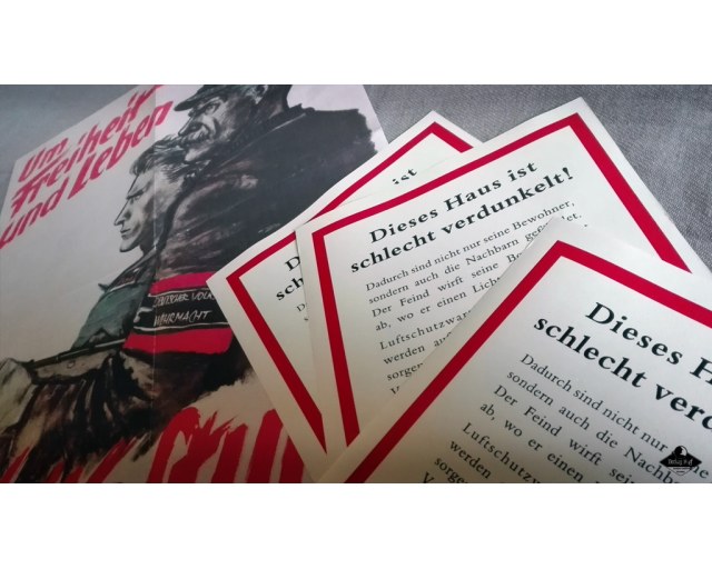 Poster set 'Unsere Straße seit 1945'