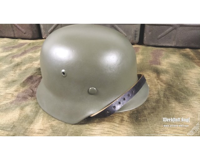 Original M35 Q68 Apfelgrun WH/SS stahlhelm