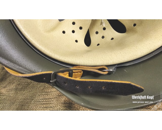 Original M35 Q68 Apfelgrun WH/SS stahlhelm