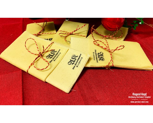Waxed napkins - natural food wrappers