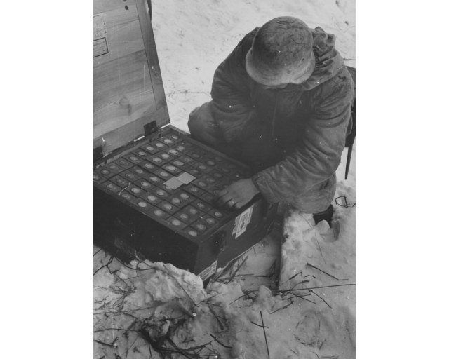 Sprengkörper 28  - inert repro
