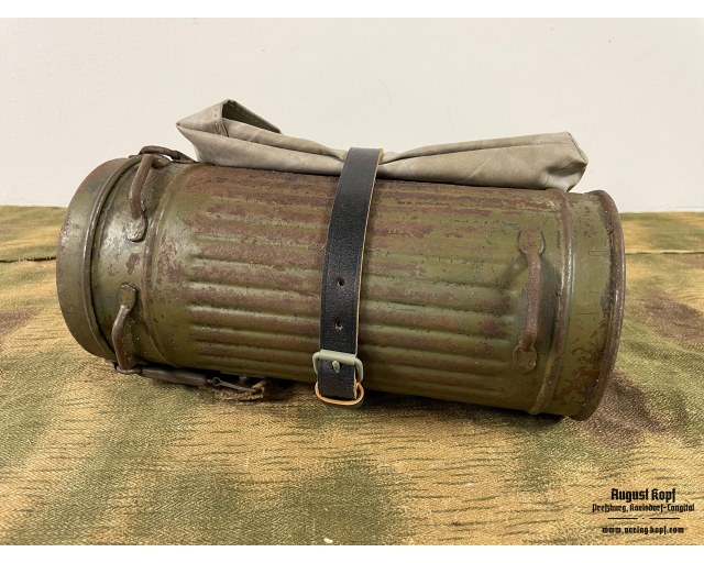 Gas mask can + gasplane set 1