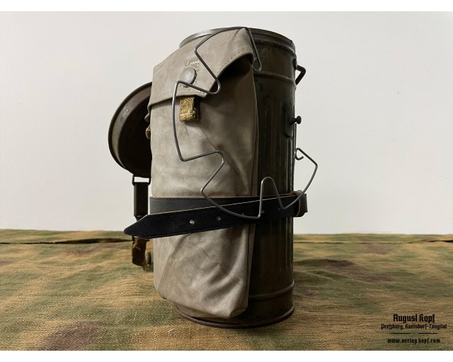 Gas mask can + gasplane set 1