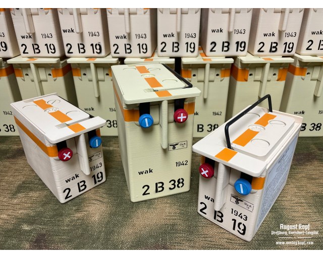 Radio battery Sammler 2 B 19 box