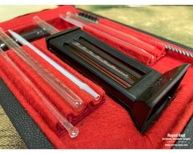 Hemoglobin blood test vintage set