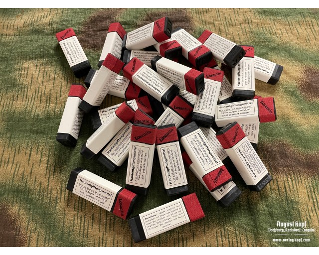 Losantin box 1940 resin replica
