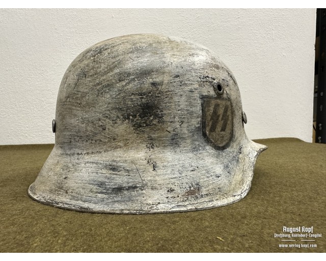 M42 SS winter camo damaged display