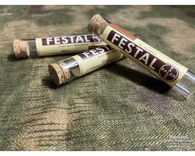 Festal vintage vial