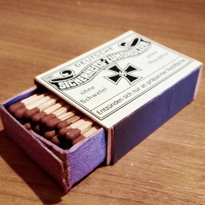 Matches box - Eiserne kreuz