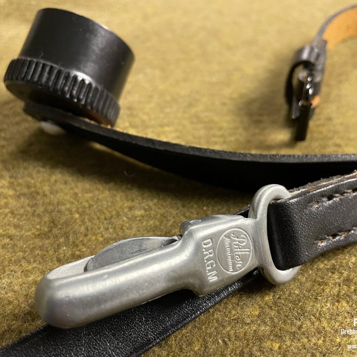 Premium field bottle strap with lid