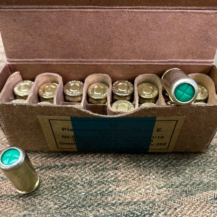 Empty box 16 Pistolenpatronen 08 type.2